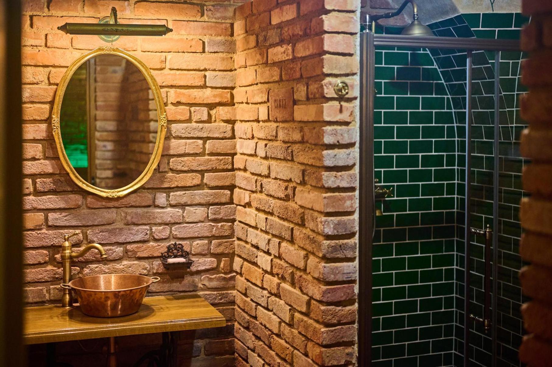 Spa Beerland - At The Golden Lamb Plzen Ngoại thất bức ảnh