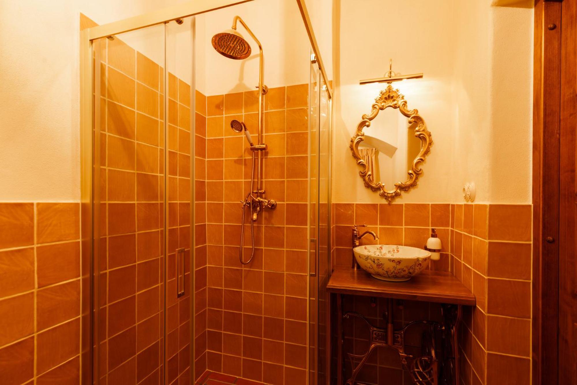 Spa Beerland - At The Golden Lamb Plzen Ngoại thất bức ảnh